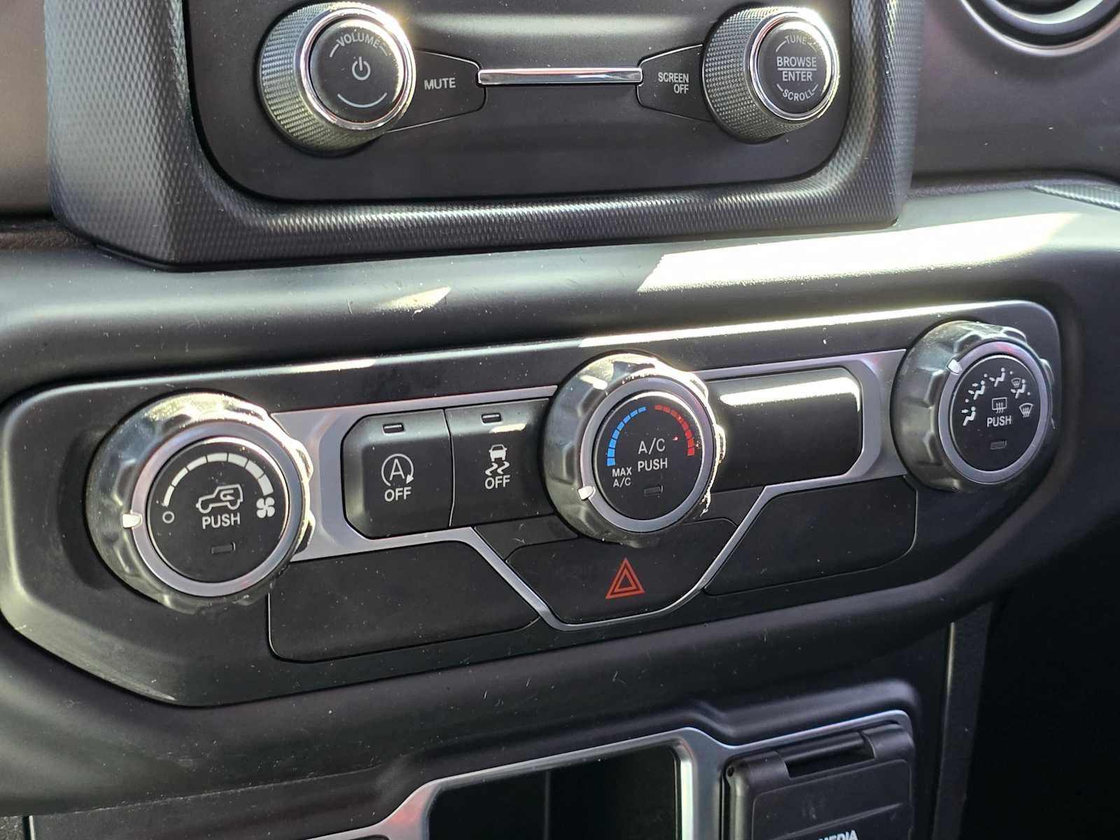 2019 Jeep Wrangler Sport