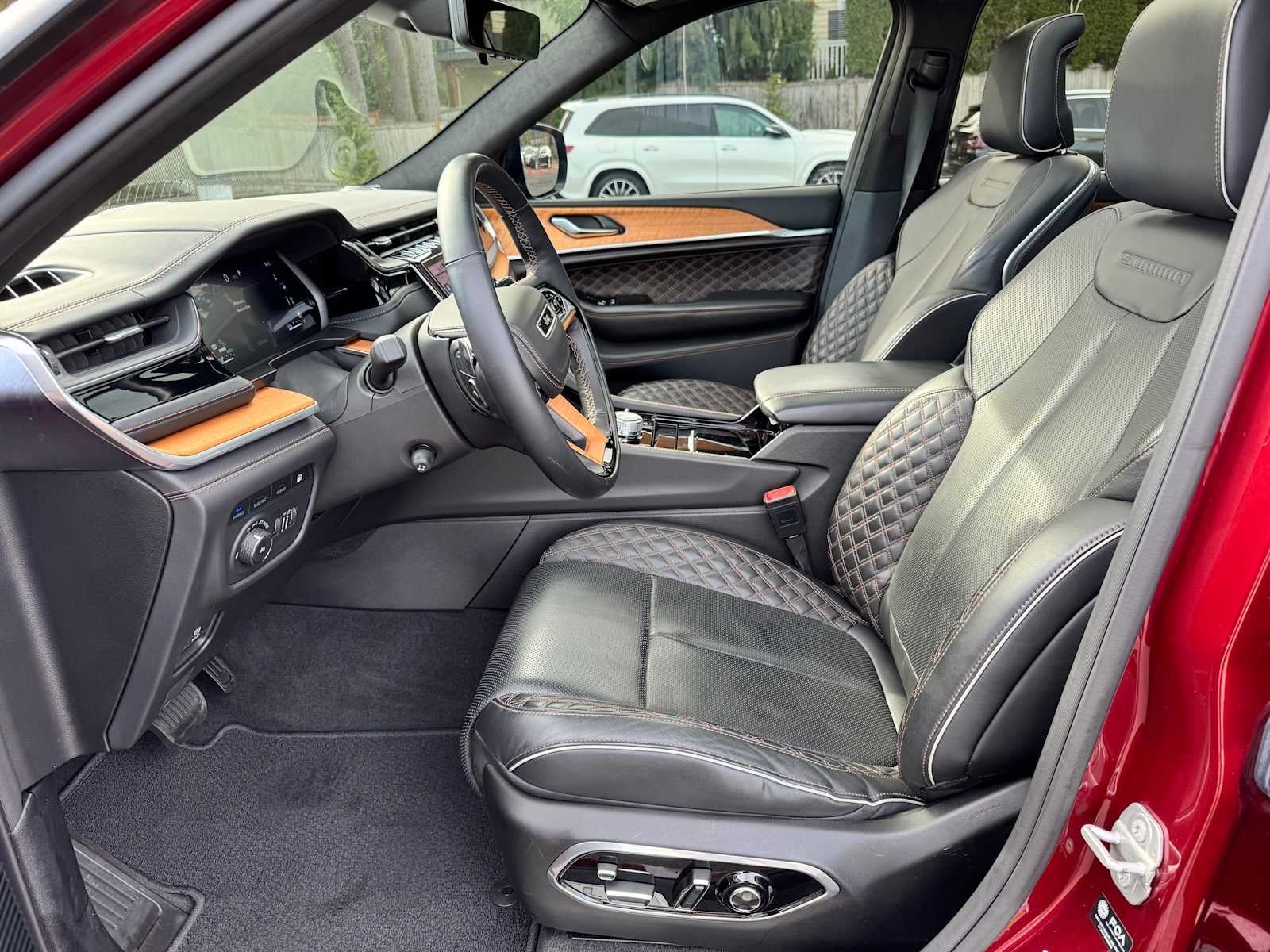 2022 Jeep Grand Cherokee 4xe Summit Reserve