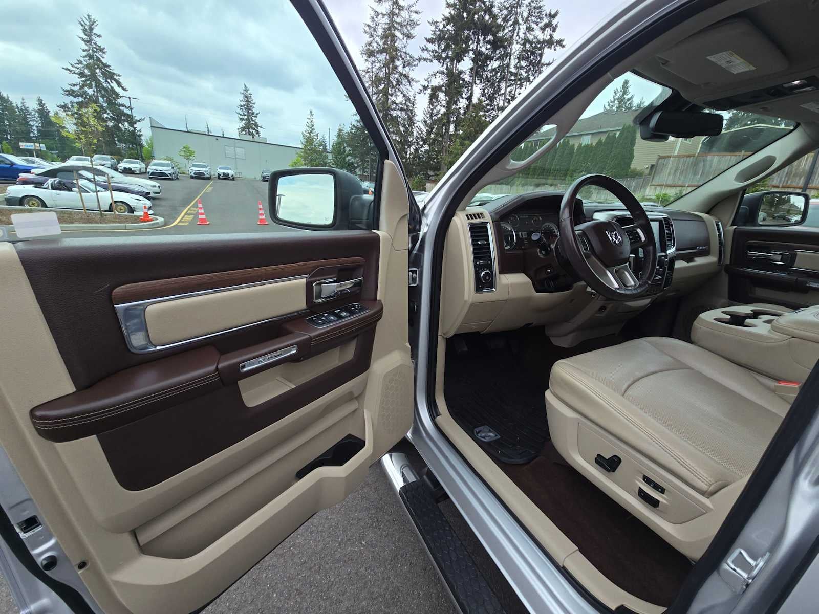 2017 RAM 1500 Laramie