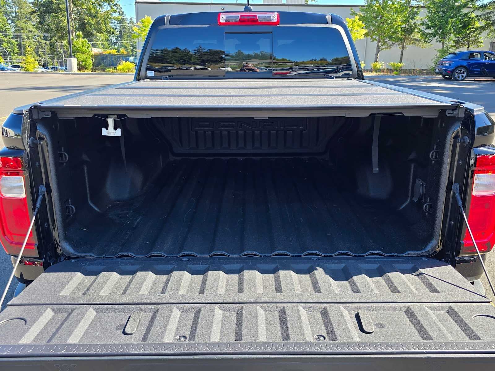 2023 GMC Canyon 4WD Denali