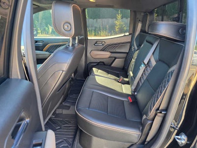 2023 GMC Canyon 4WD Denali