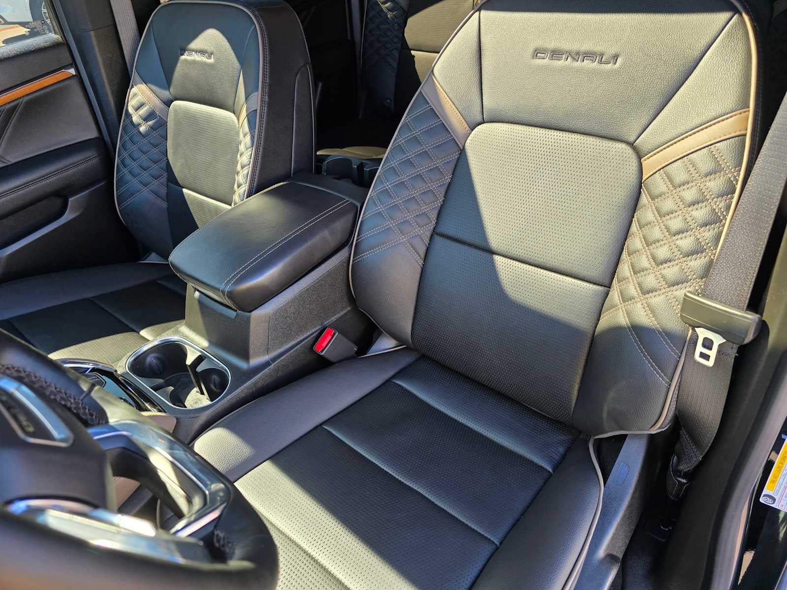 2023 GMC Canyon 4WD Denali