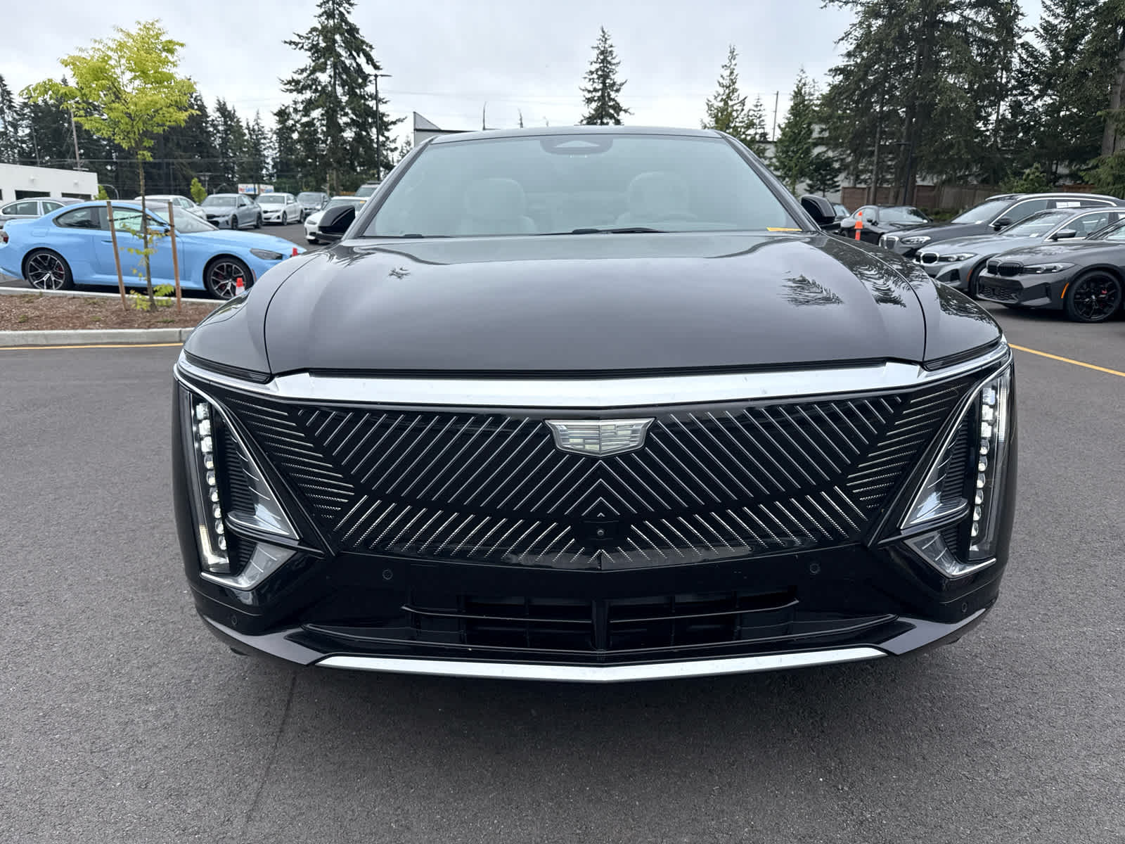 Used 2023 Cadillac LYRIQ Luxury with VIN 1GYKPMRK8PZ002210 for sale in Lynnwood, WA
