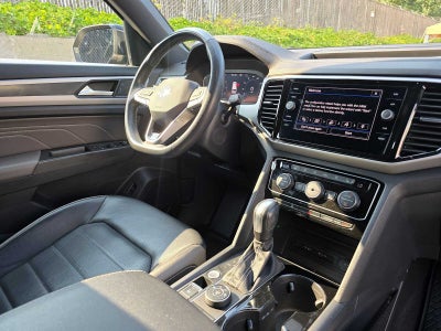 2023 Volkswagen Atlas Cross Sport 3.6L V6 SEL Premium R-Line