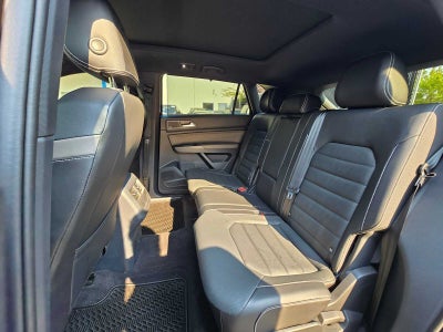 2023 Volkswagen Atlas Cross Sport 3.6L V6 SEL Premium R-Line