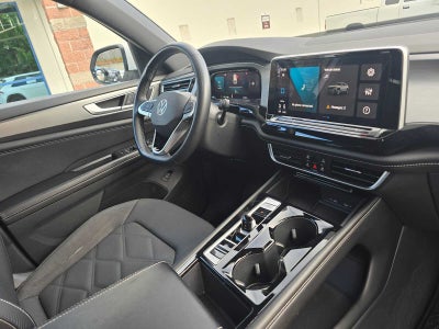 2024 Volkswagen Atlas Cross Sport 2.0T SE w/Technology