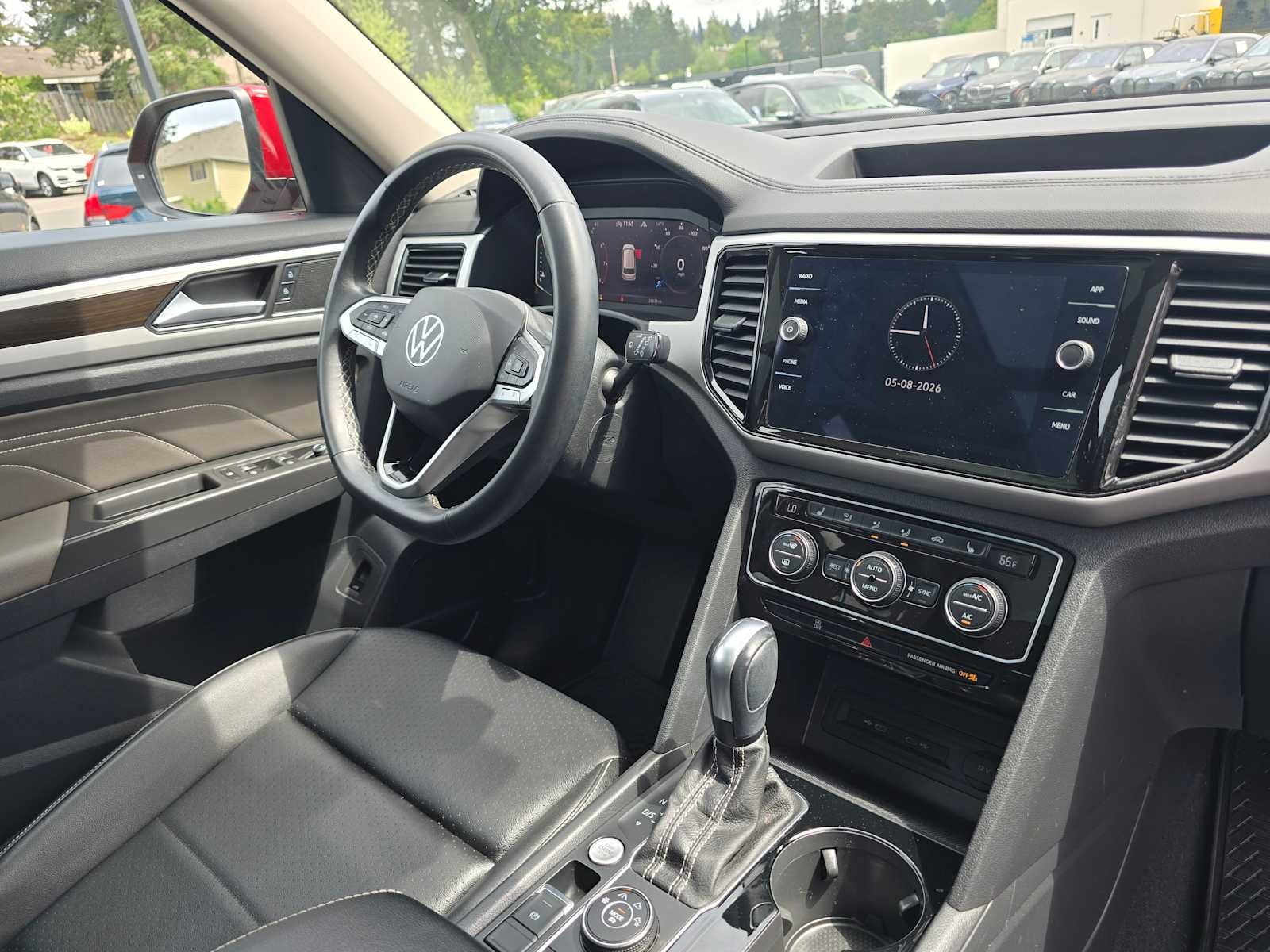 2023 Volkswagen Atlas 3.6L V6 SE w/Technology