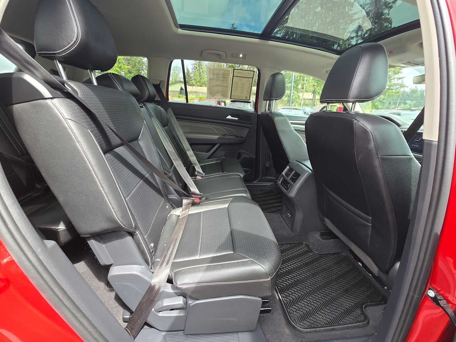 2023 Volkswagen Atlas 3.6L V6 SE w/Technology