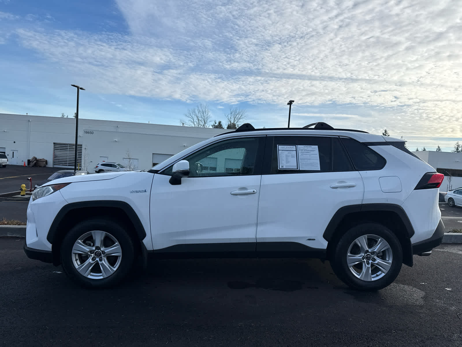 2019 Toyota RAV4 Hybrid XLE