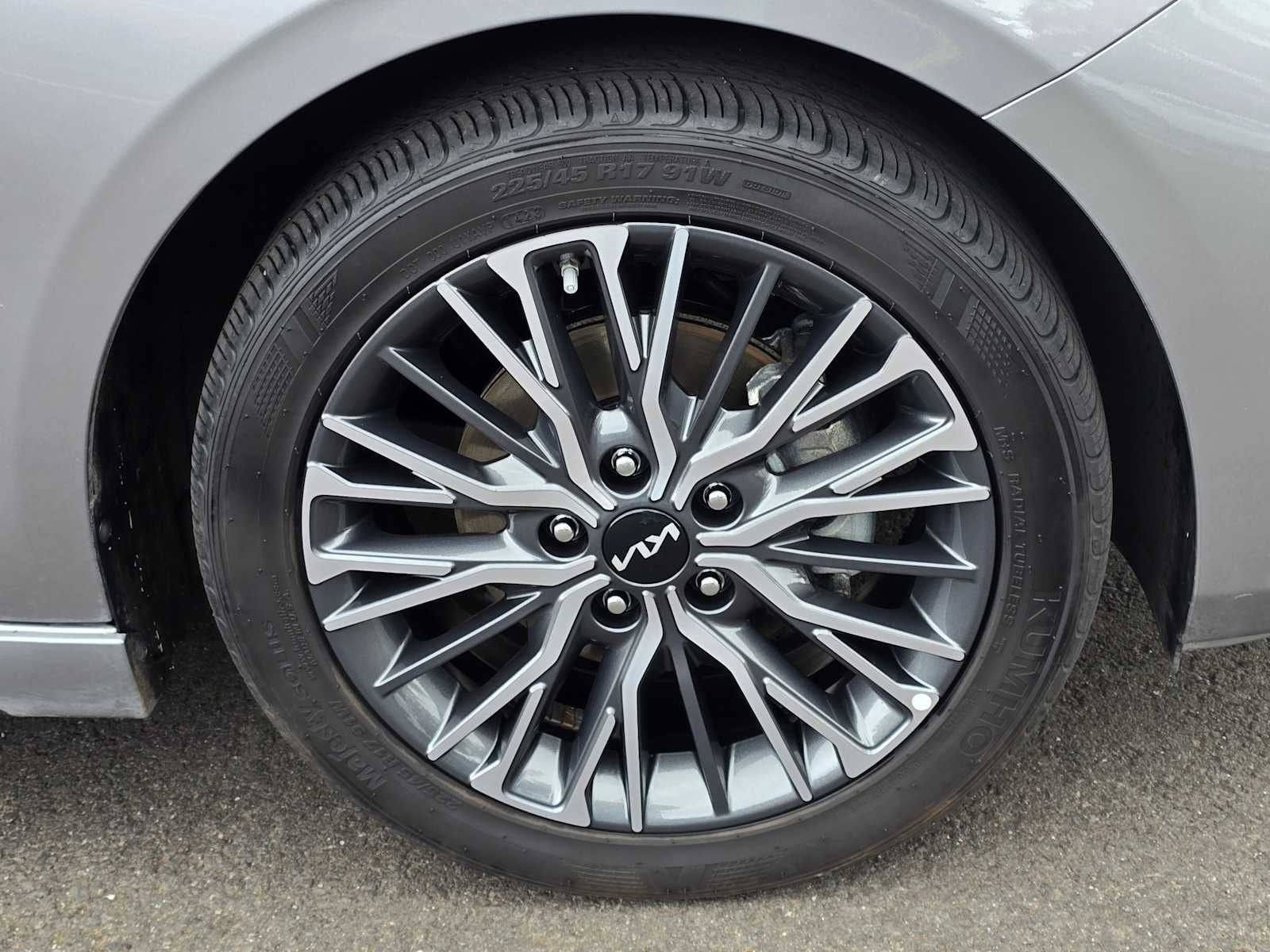 2023 Kia Forte GT-Line