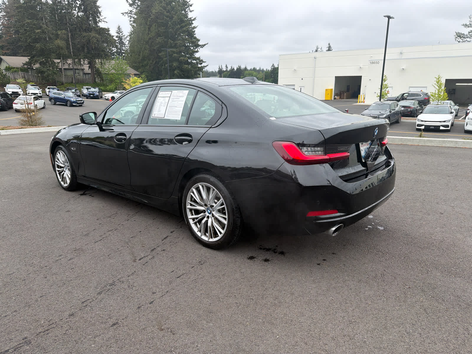 2023 BMW 330e 330e