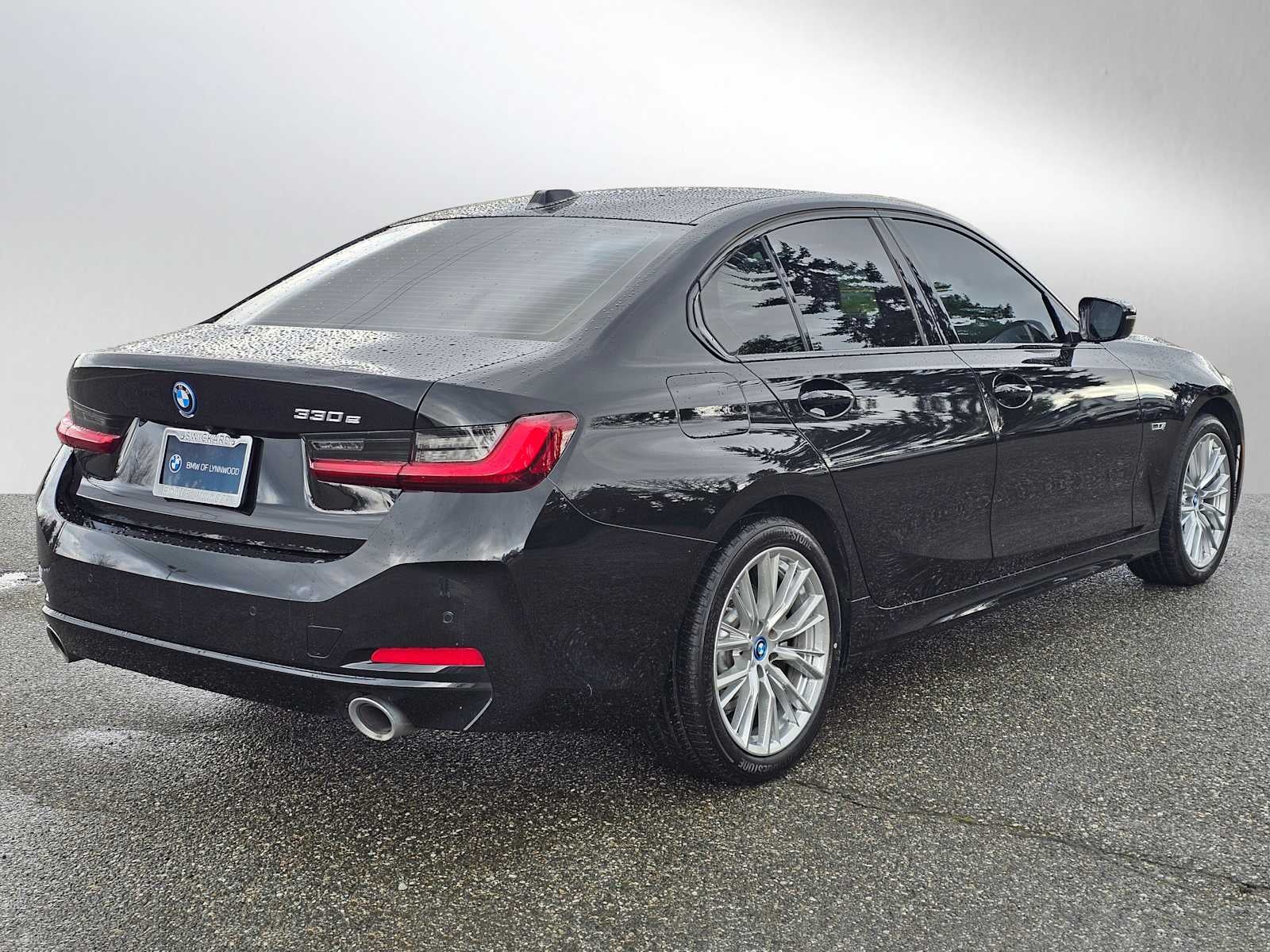 2023 BMW 330e 330e