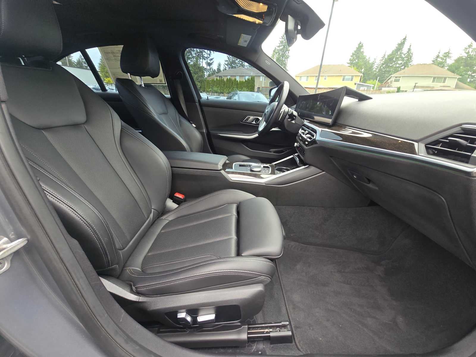 2023 BMW 3 Series 330i