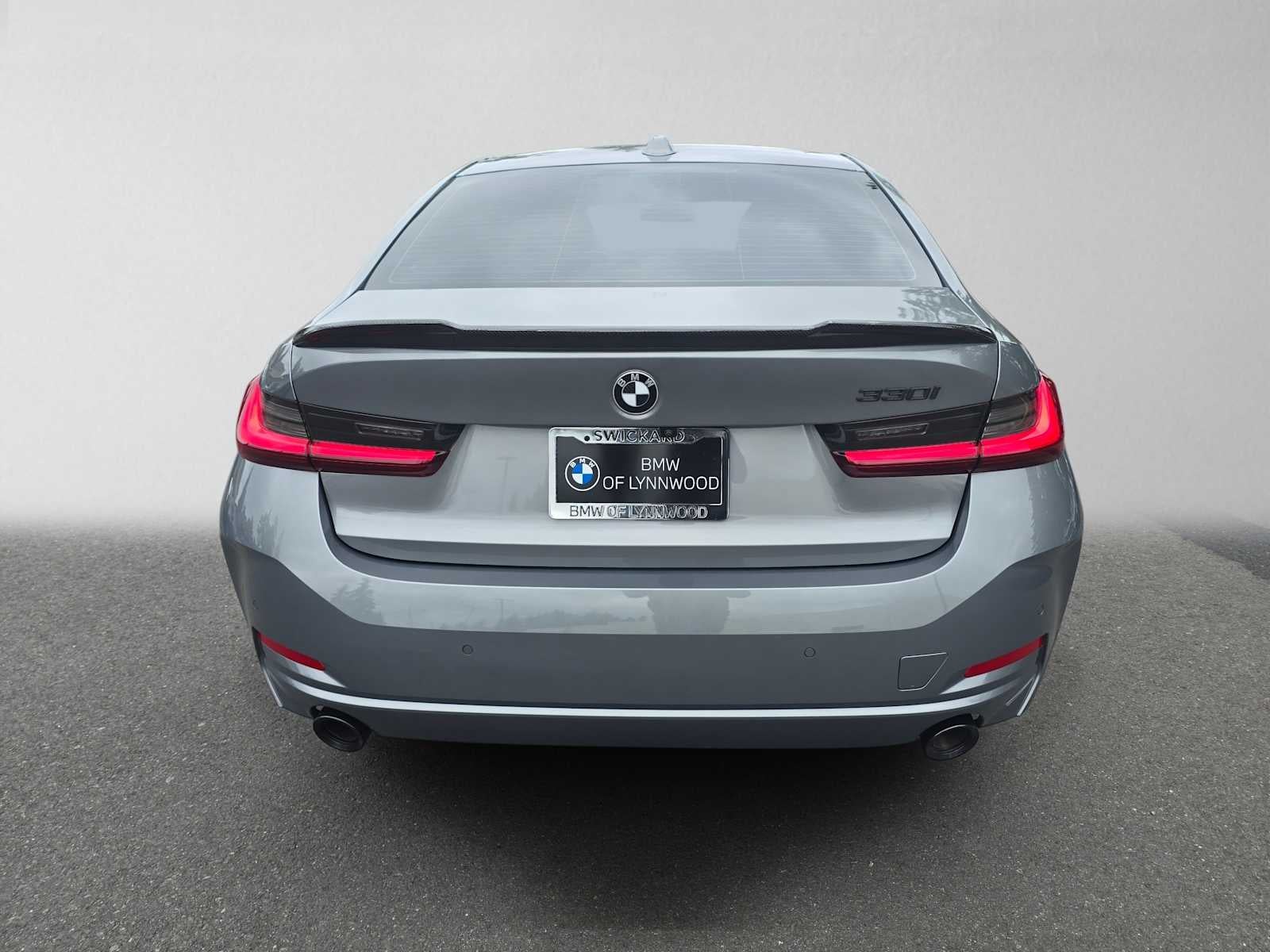 2023 BMW 3 Series 330i