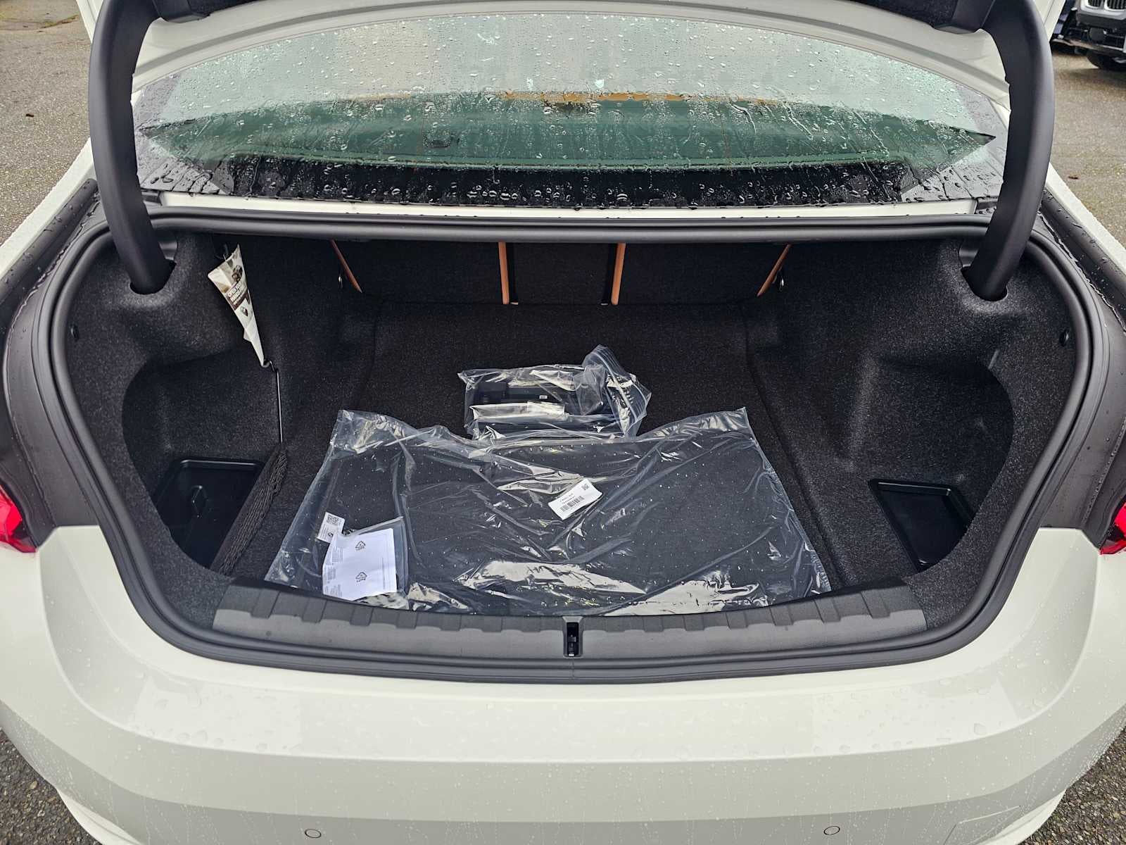 2025 BMW 3 Series 330i xDrive