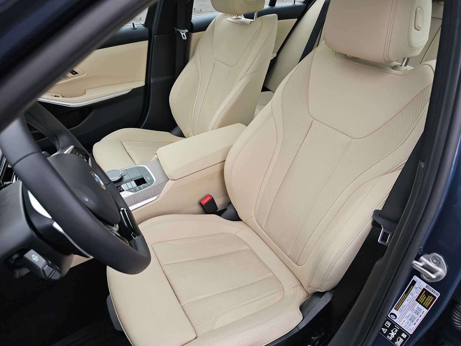 2025 BMW 330i xDrive 330i xDrive