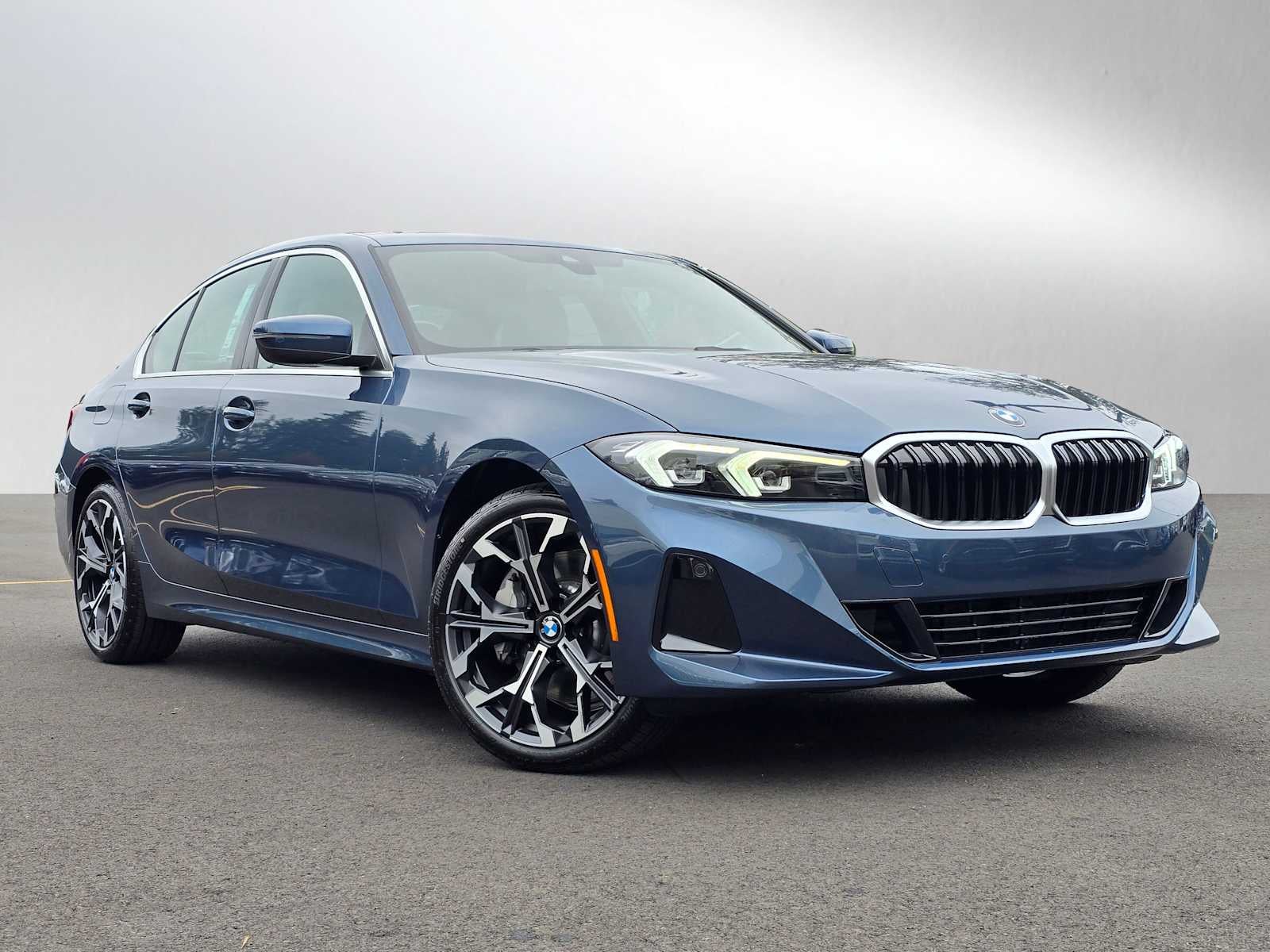 2025 BMW 3 Series 330i xDrive