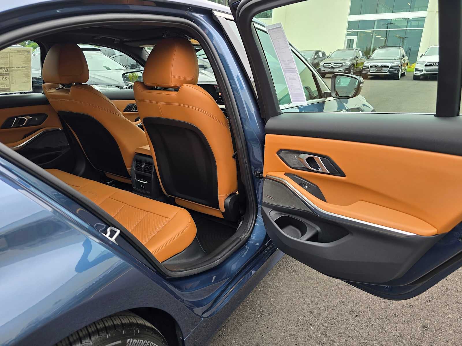 2025 BMW 3 Series 330i xDrive