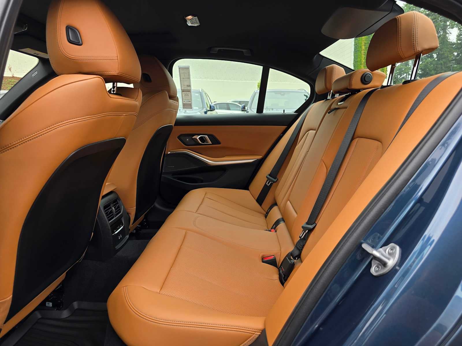 2025 BMW 3 Series 330i xDrive