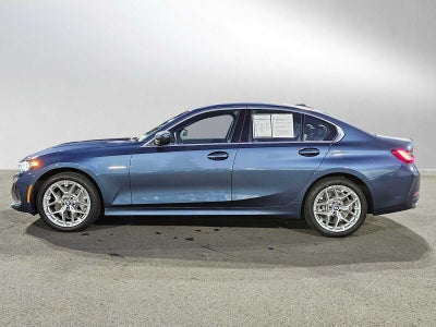 2025 BMW 3 Series 330i xDrive