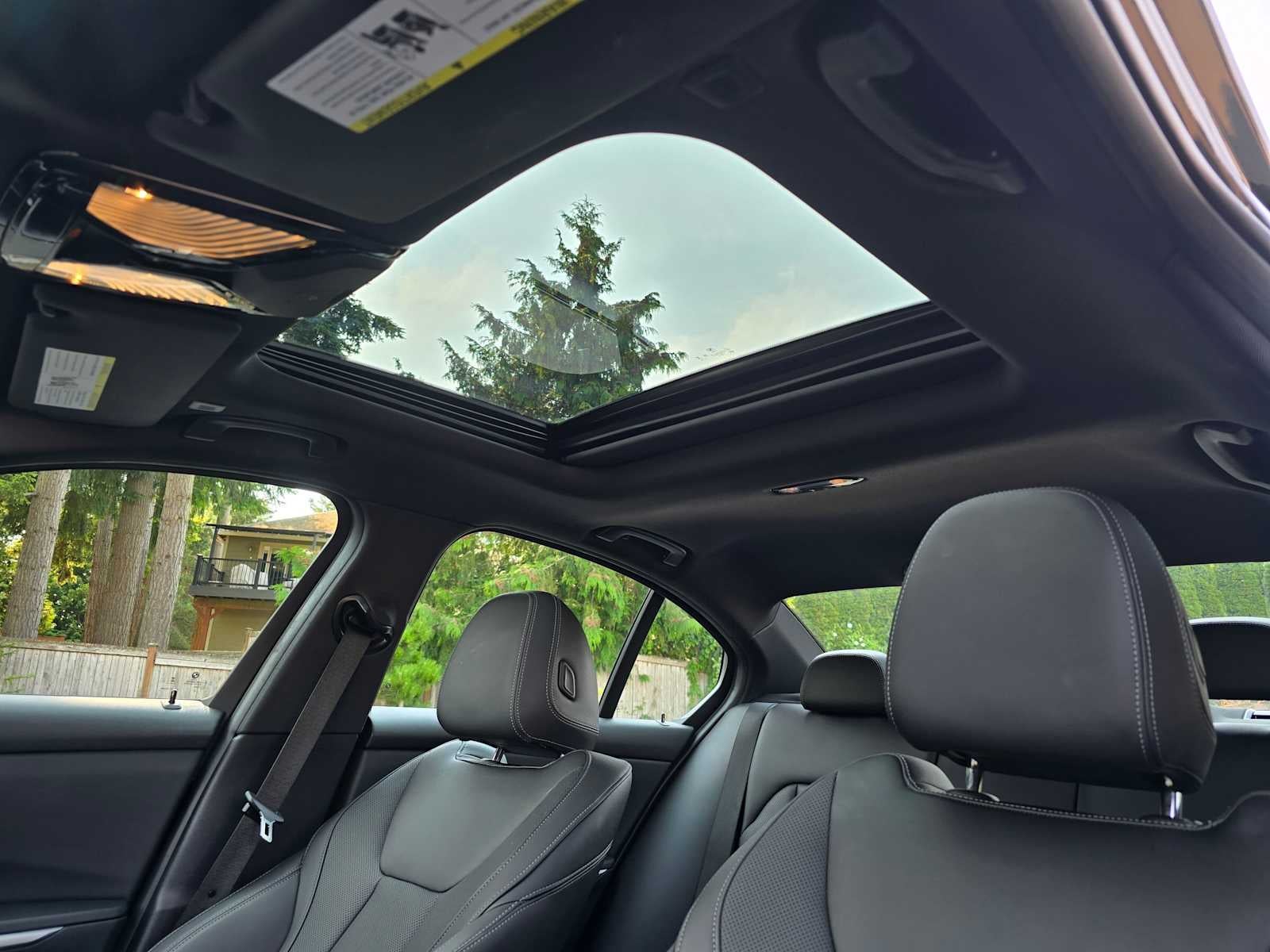 2023 BMW 3 Series 330i xDrive