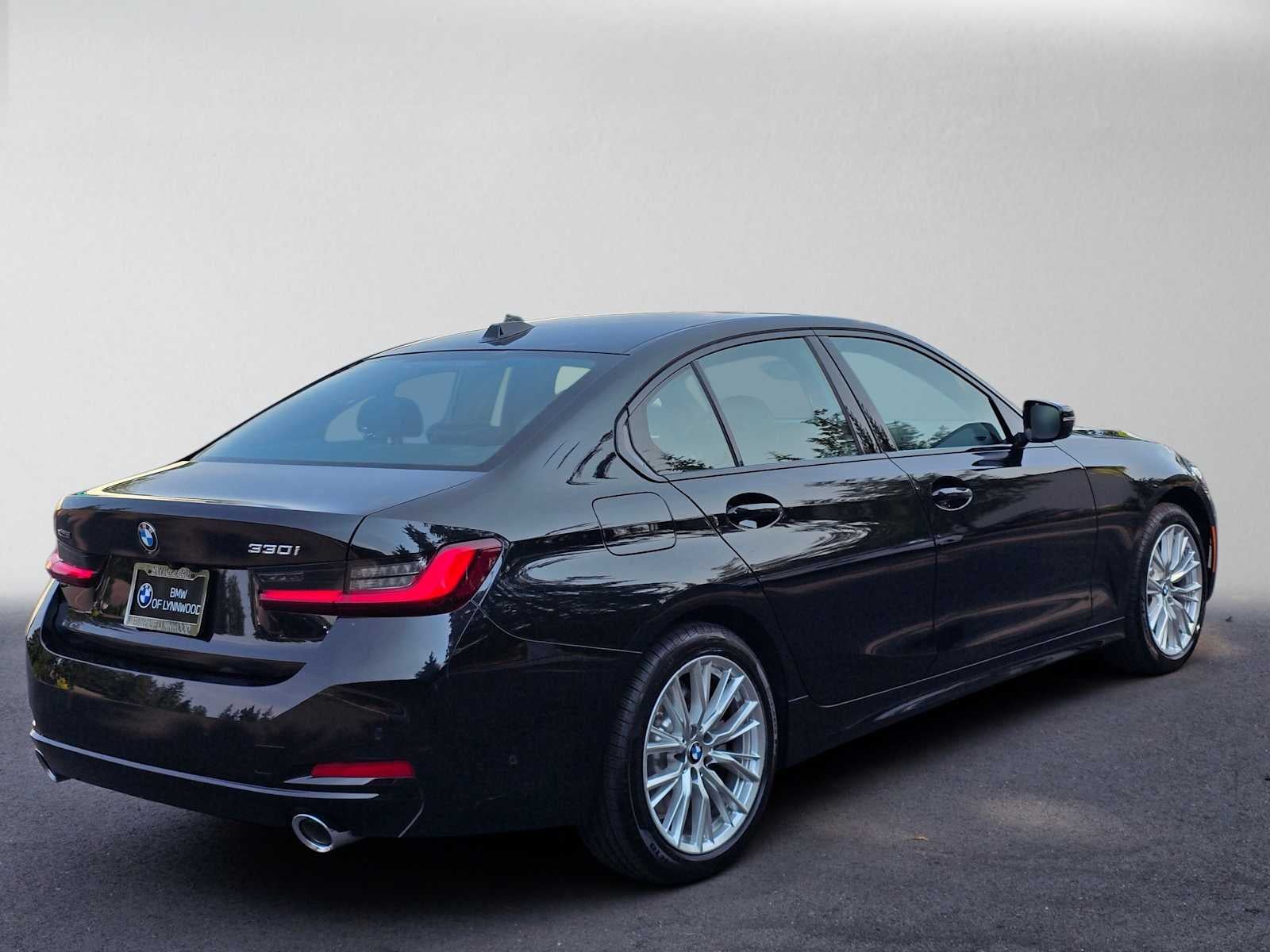 2023 BMW 3 Series 330i xDrive