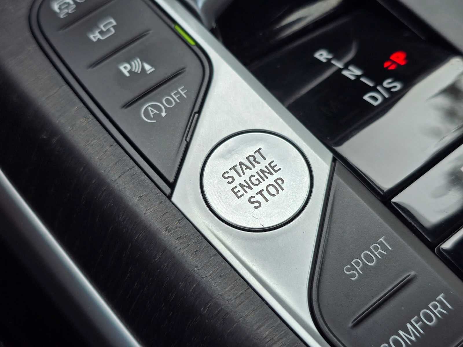 2023 BMW 3 Series 330i xDrive
