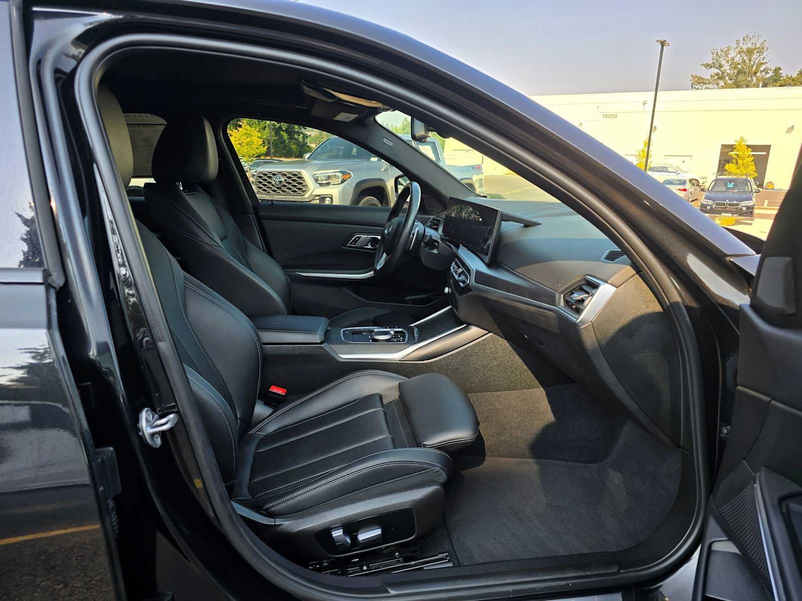 2023 BMW 3 Series 330i xDrive