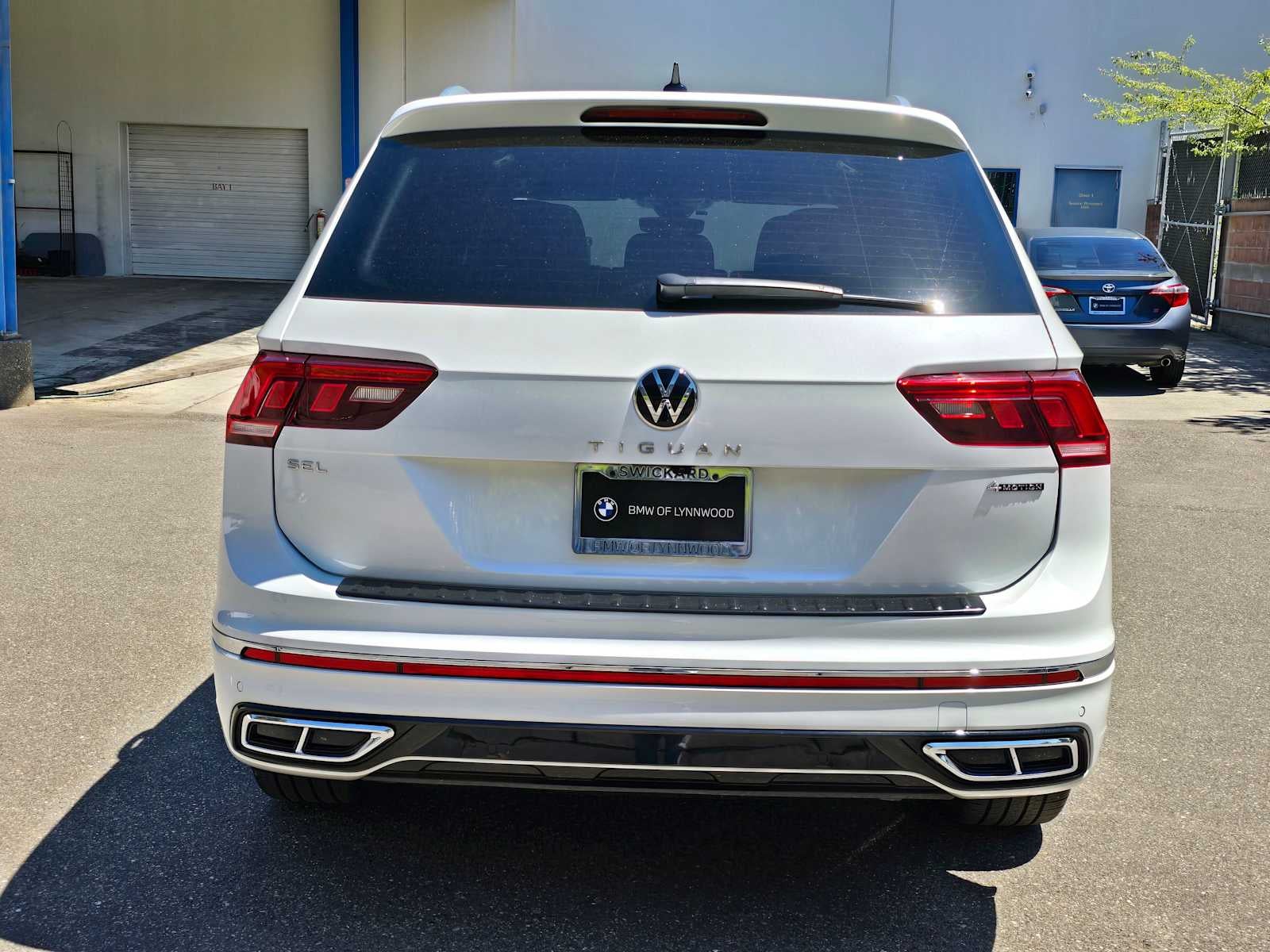2024 Volkswagen Tiguan SEL R-Line