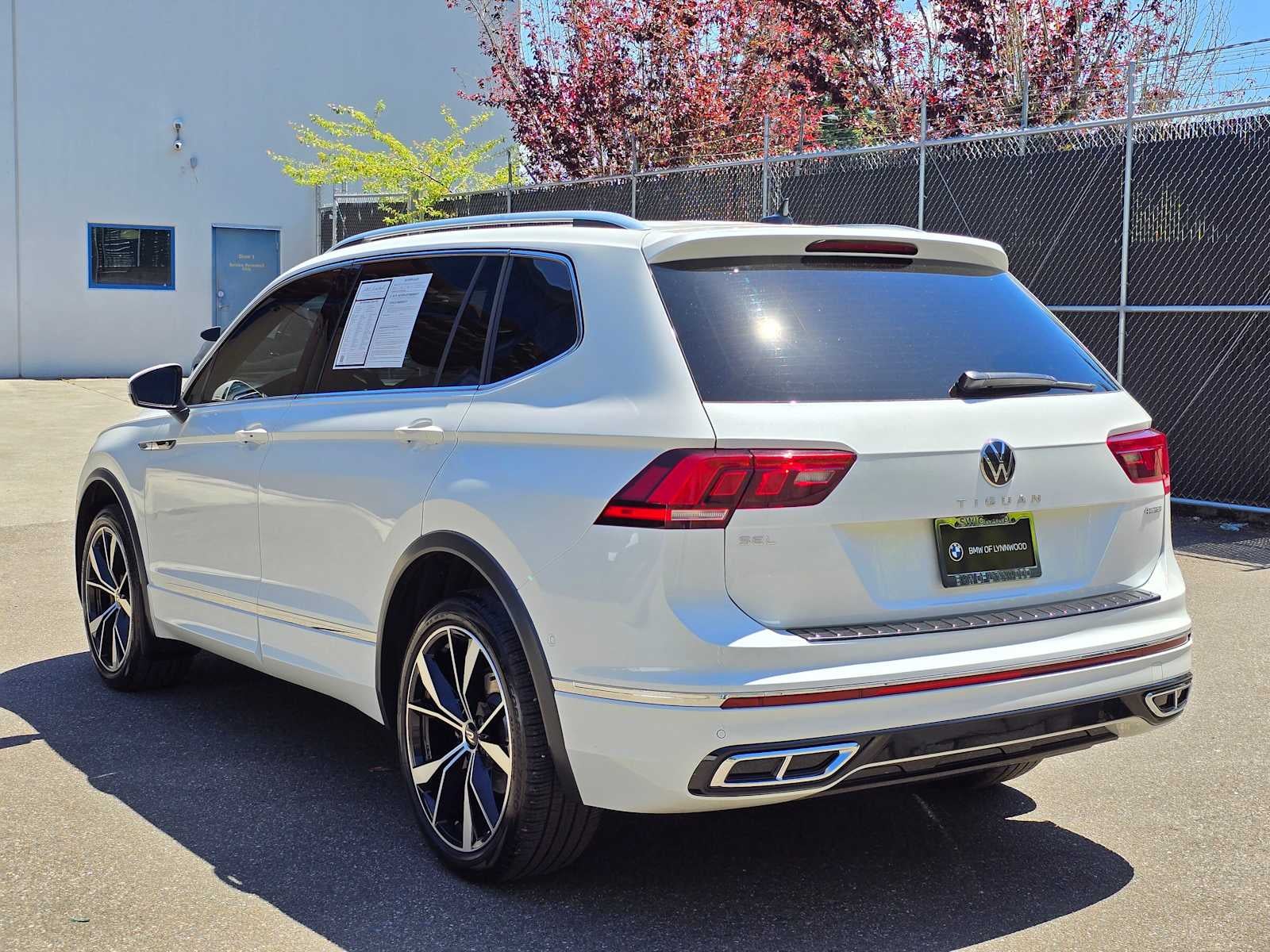 2024 Volkswagen Tiguan SEL R-Line