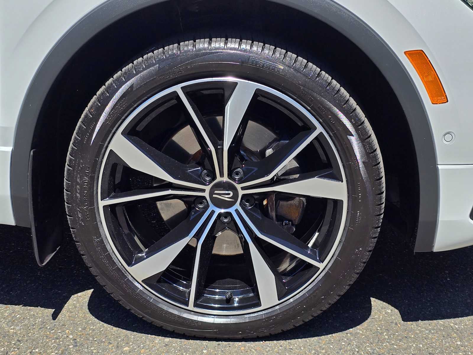 2024 Volkswagen Tiguan SEL R-Line
