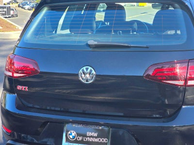 2021 Volkswagen Golf GTI SE