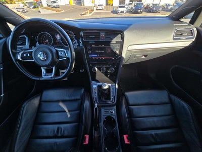 2021 Volkswagen Golf GTI SE