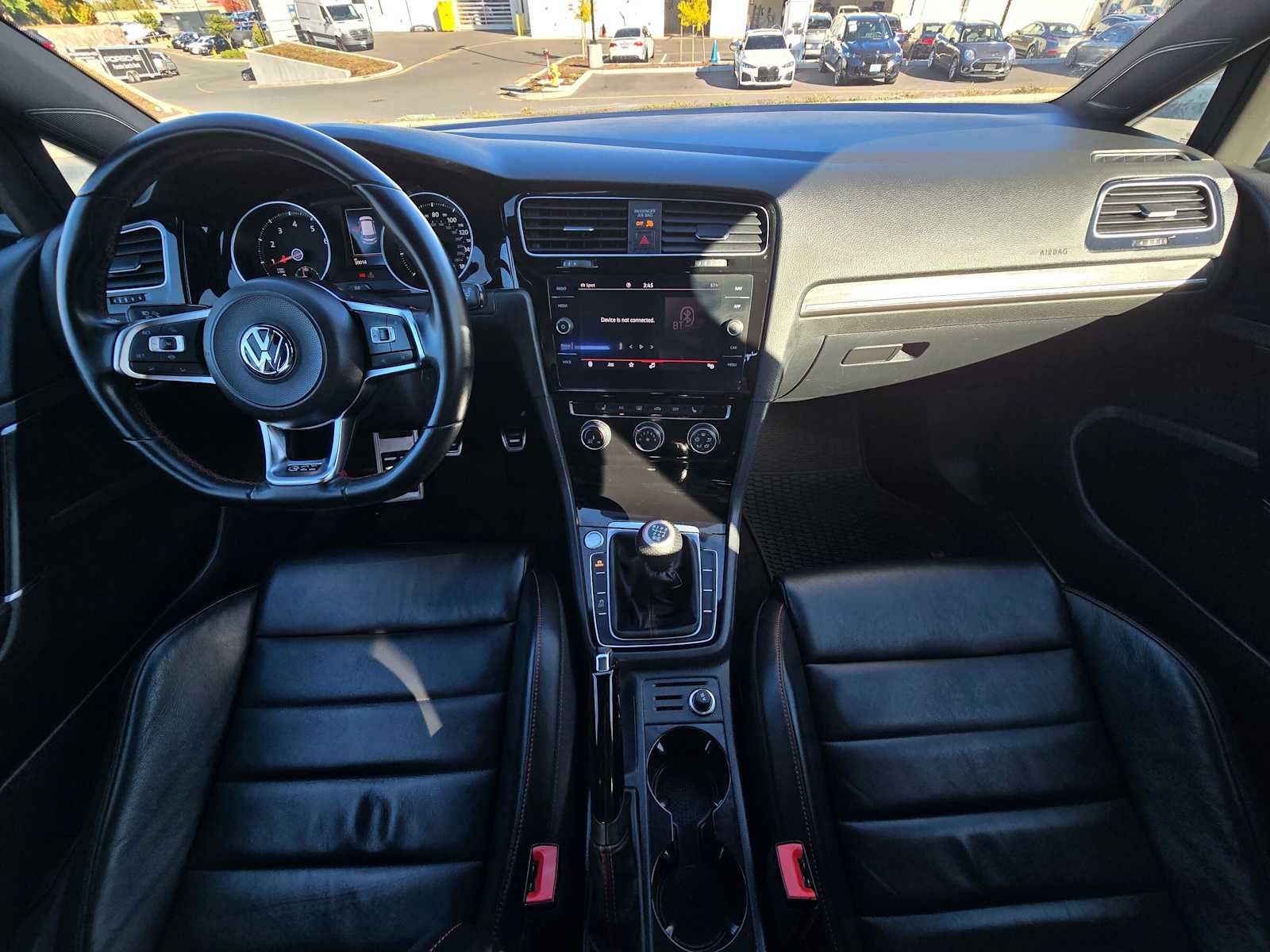 2021 Volkswagen Golf GTI SE