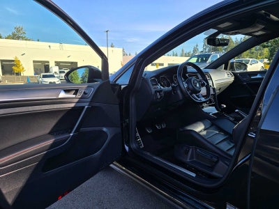 2021 Volkswagen Golf GTI SE