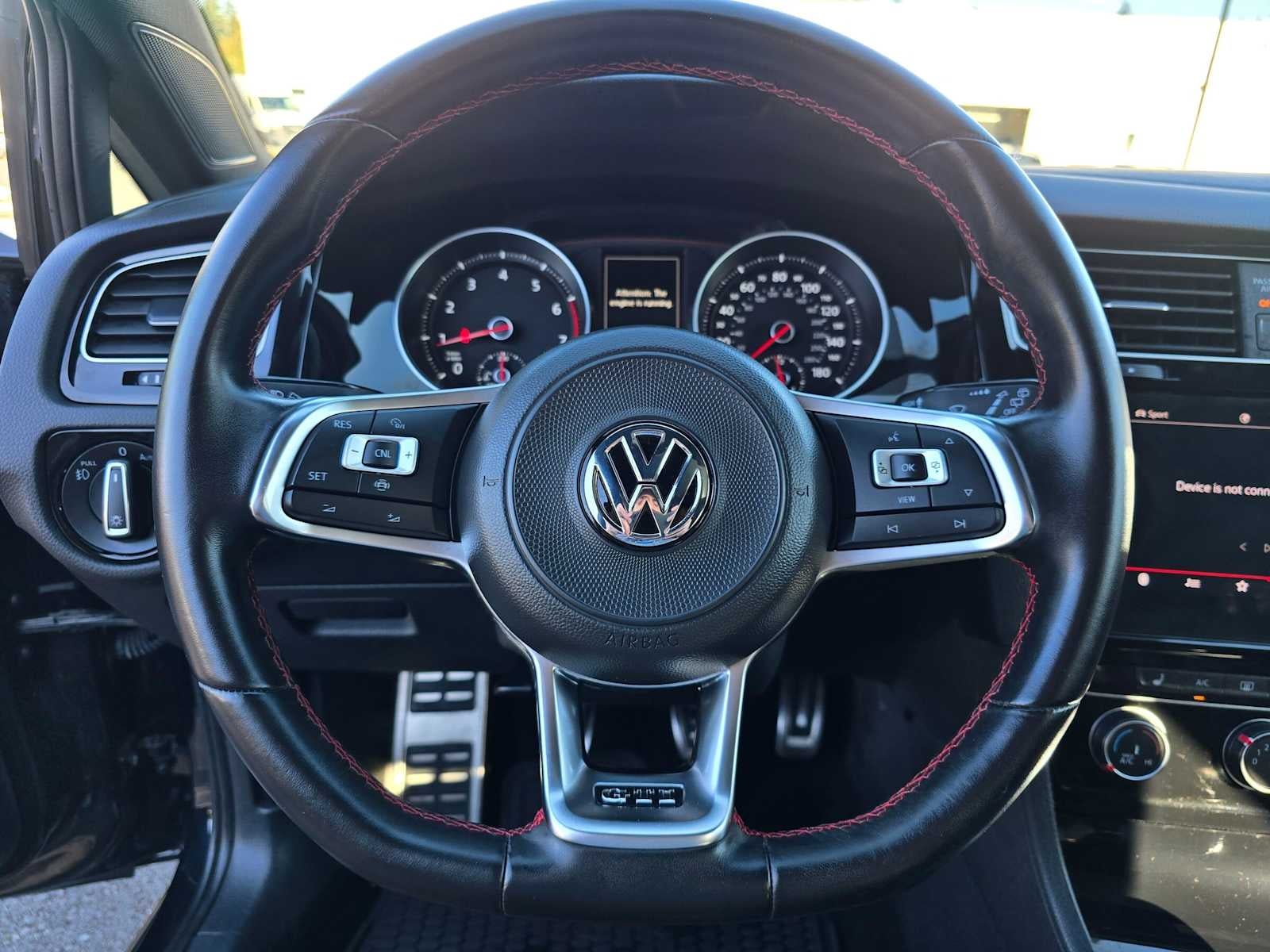 2021 Volkswagen Golf GTI SE