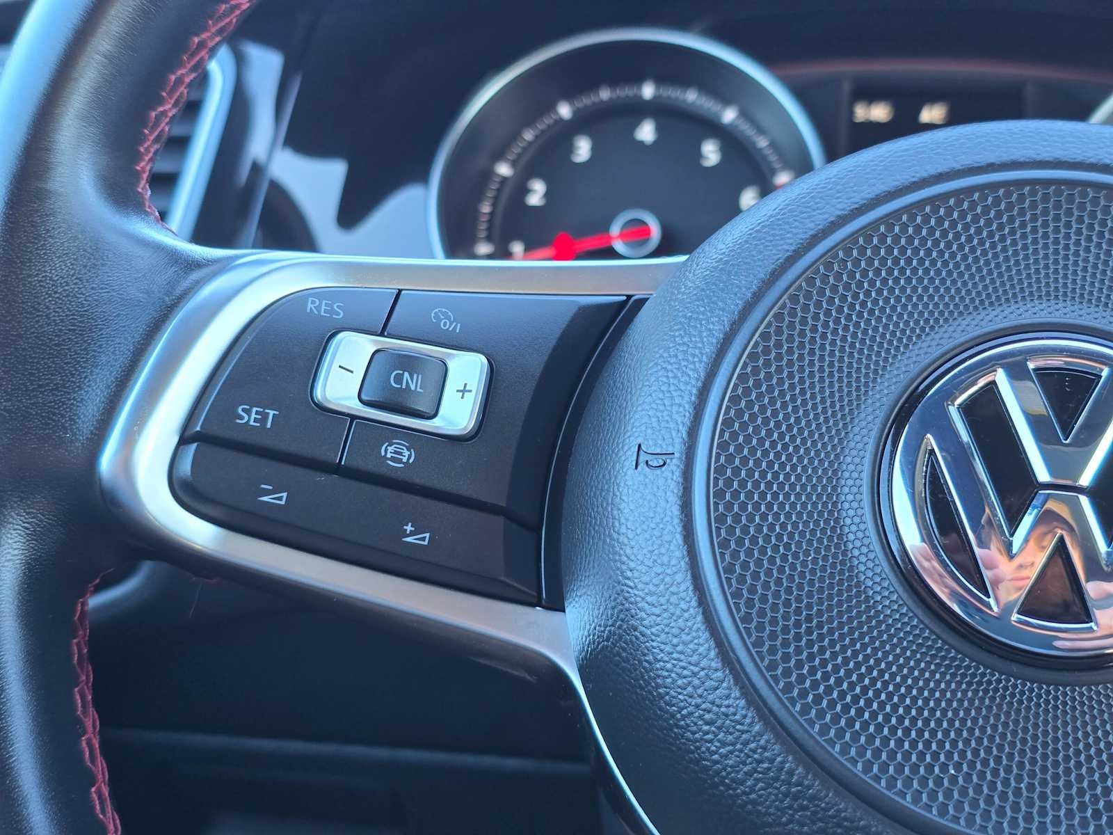 2021 Volkswagen Golf GTI SE