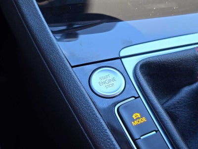 2021 Volkswagen Golf GTI SE