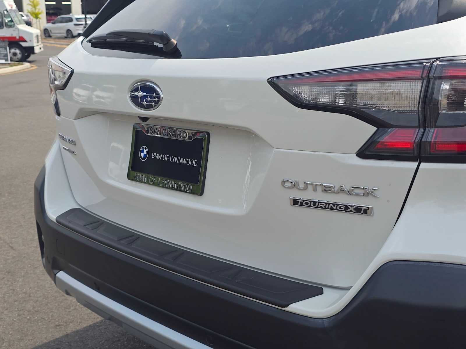 2022 Subaru Outback Touring XT