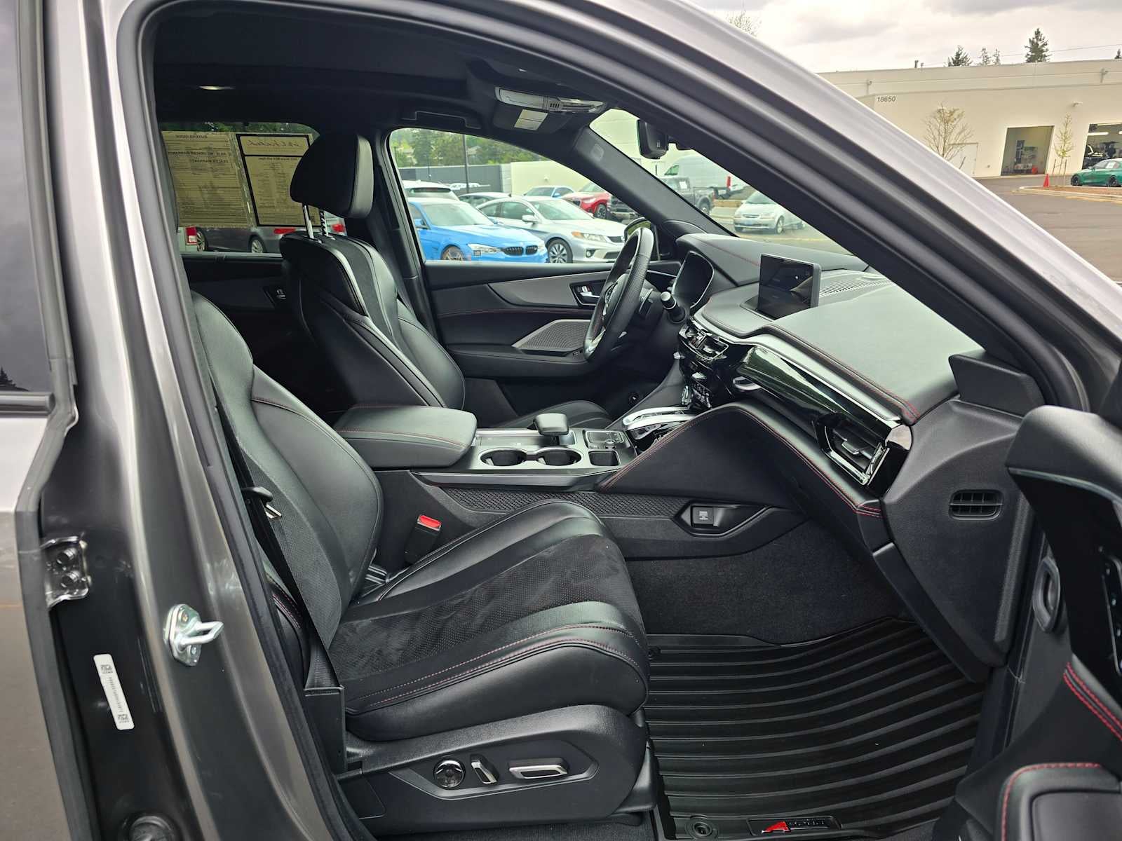 2023 Acura MDX w/A-Spec Package