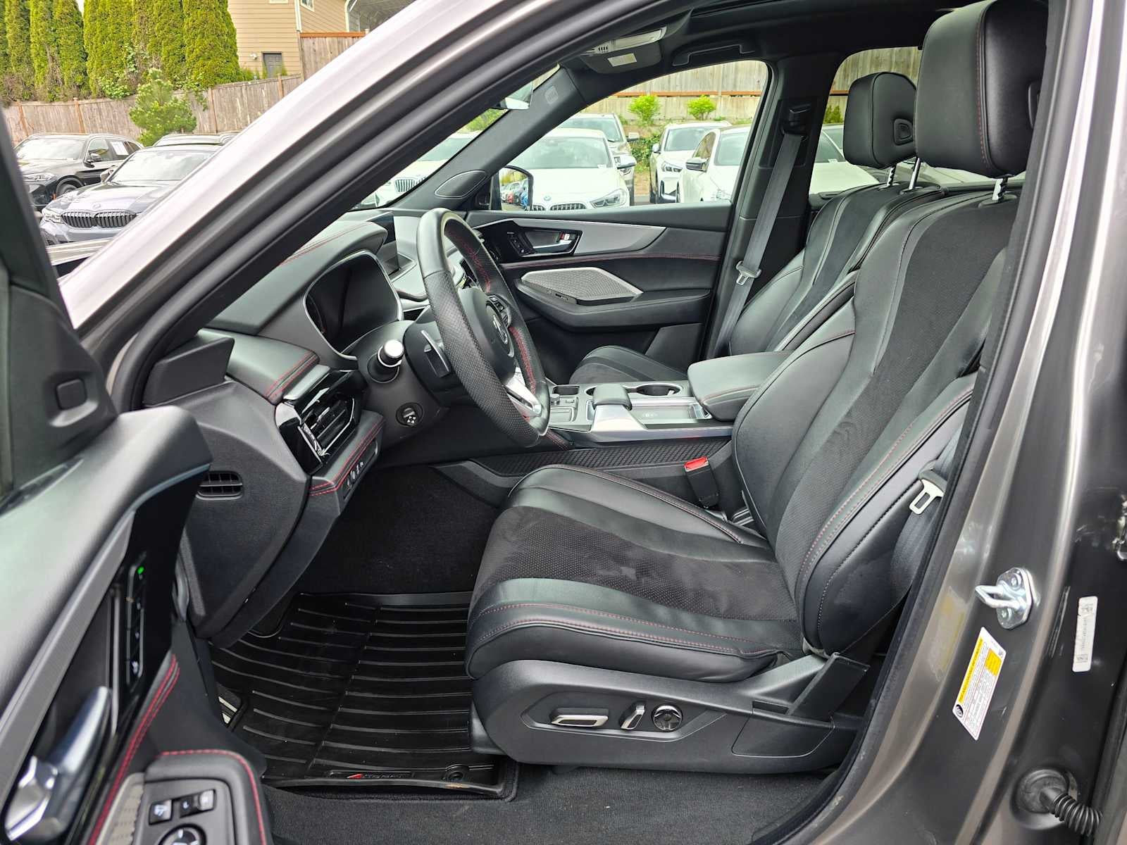 2023 Acura MDX w/A-Spec Package