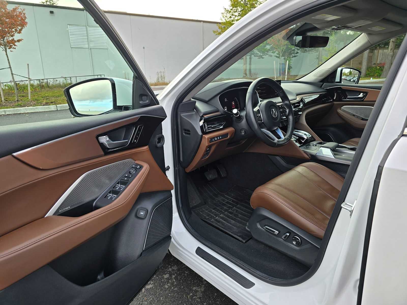 2023 Acura MDX w/Technology Package