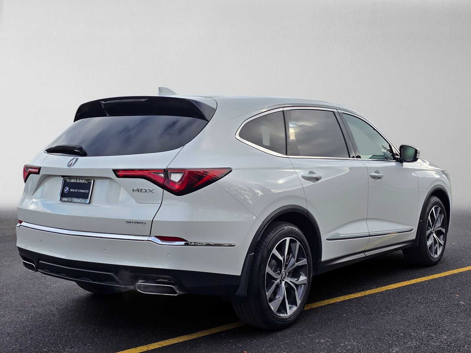 2023 Acura MDX w/Technology Package