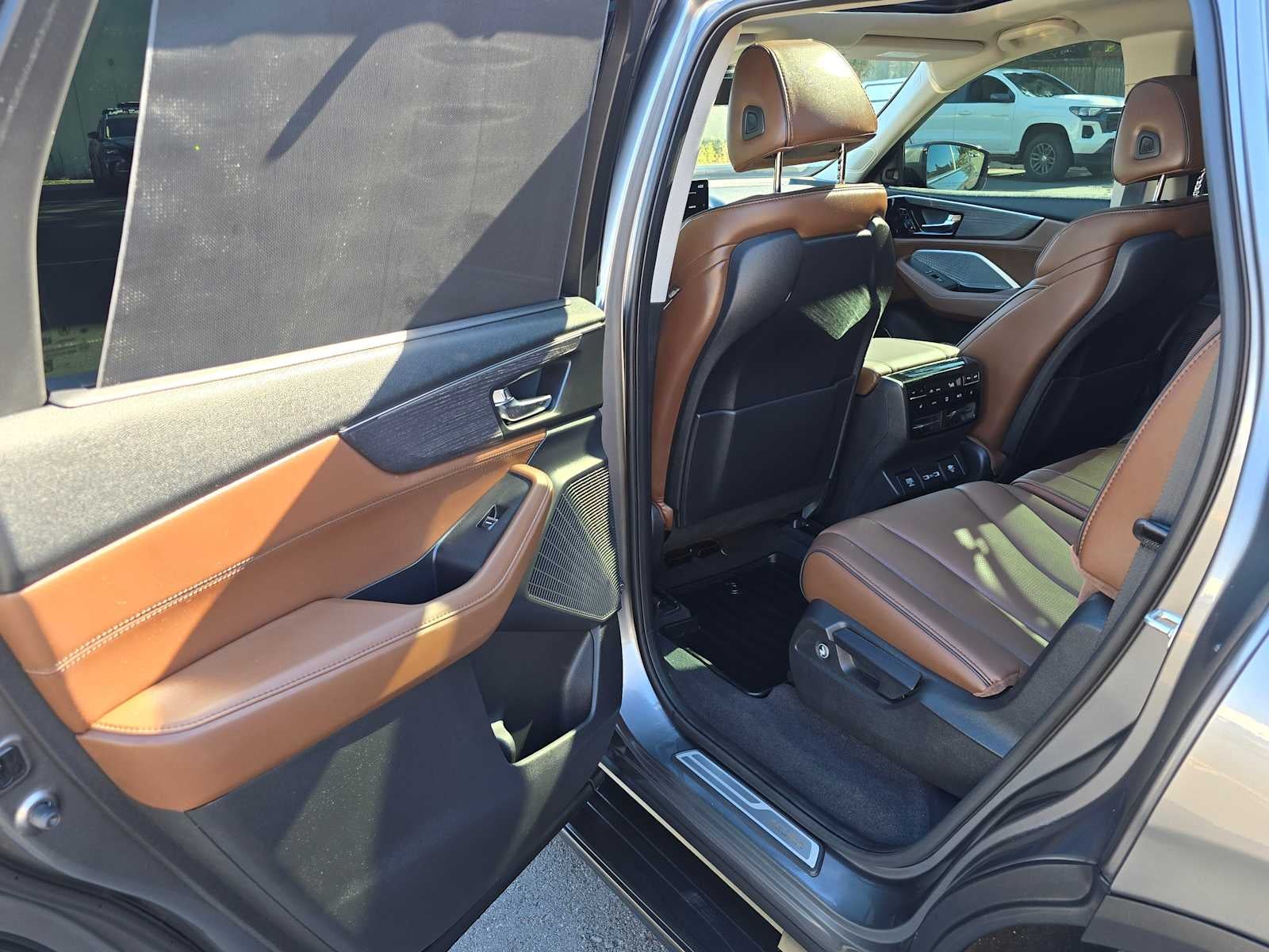 2023 Acura MDX w/Advance Package