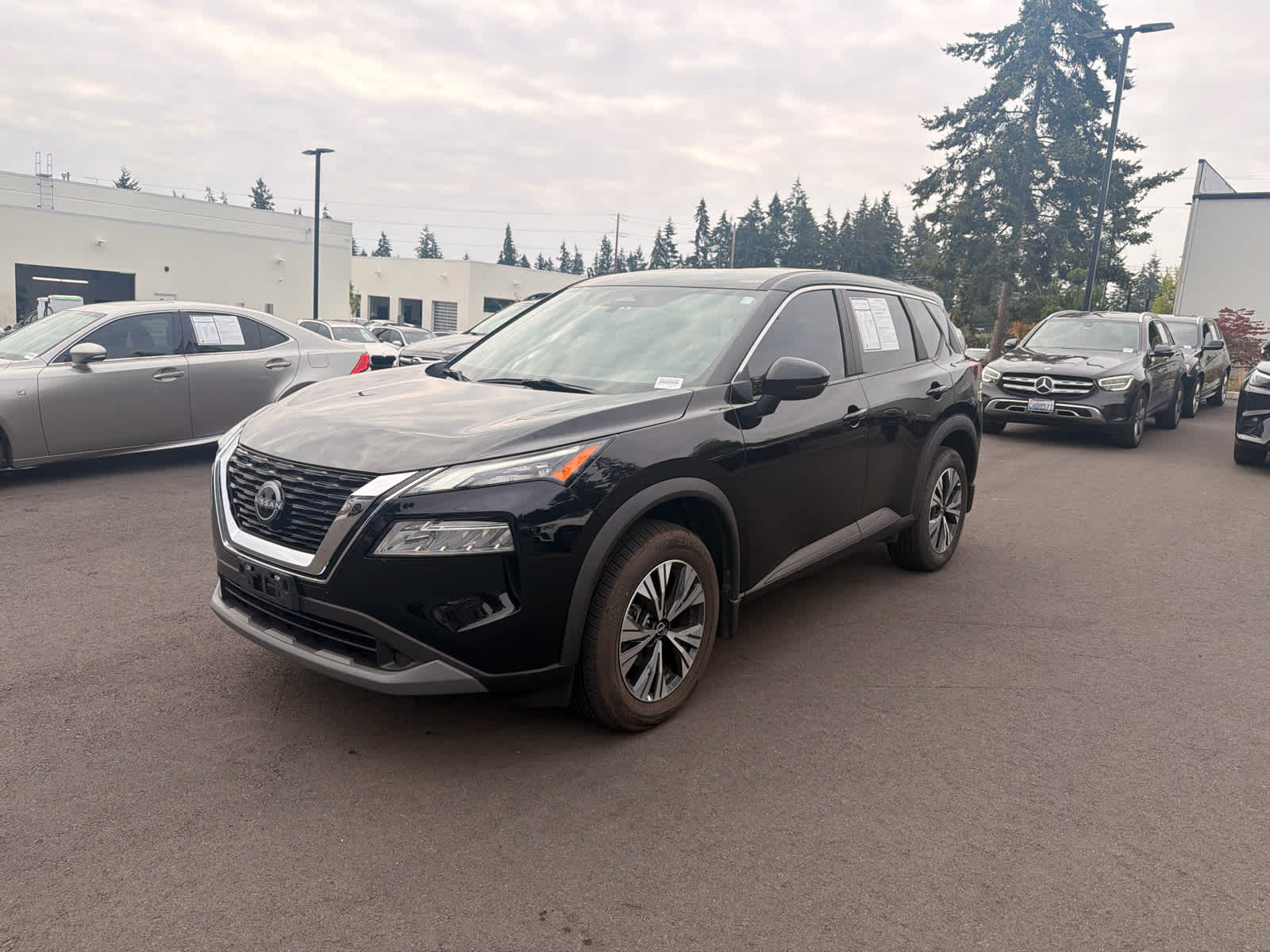 2022 Nissan Rogue SV