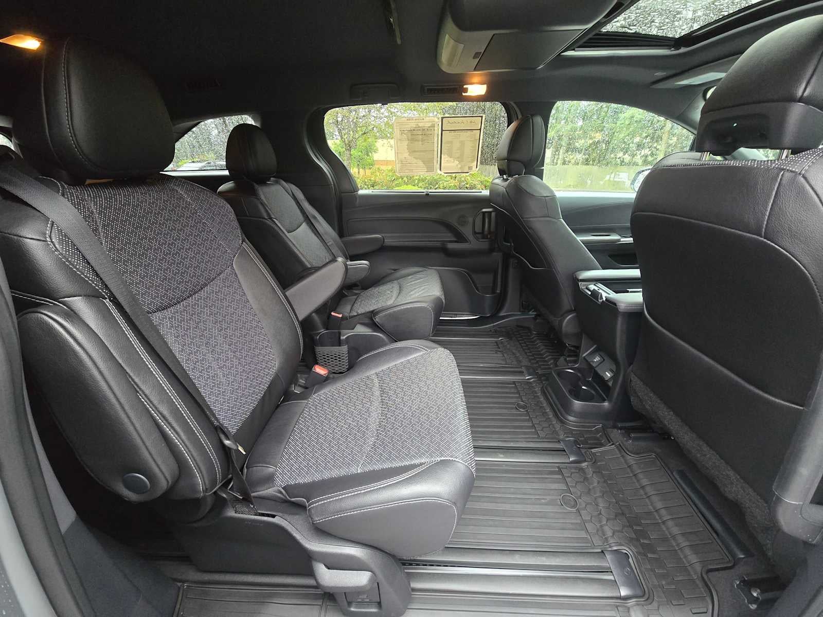 2023 Toyota Sienna XSE 25th Anniversary