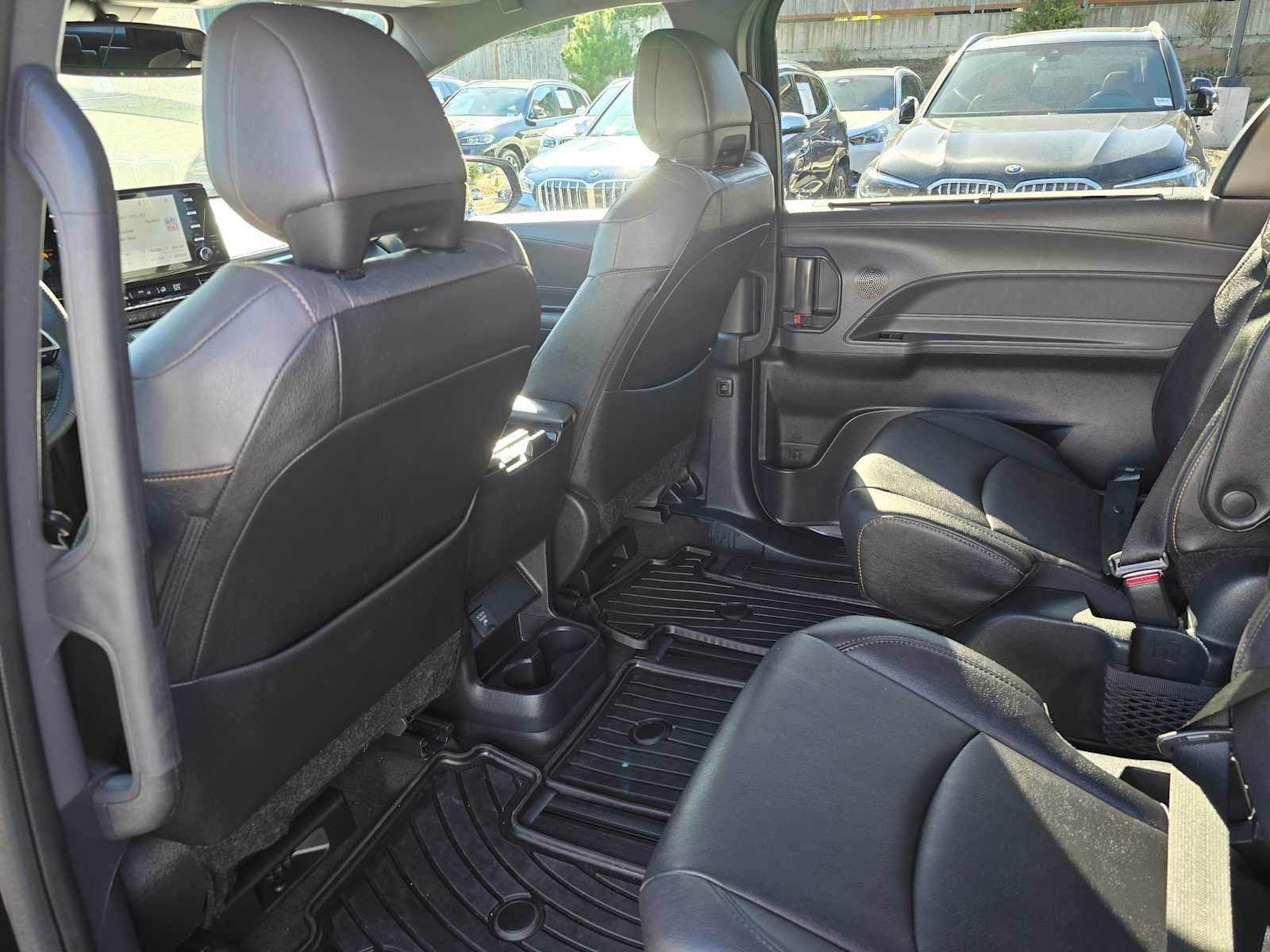 2024 Toyota Sienna Woodland Edition