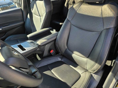 2024 Toyota Sienna Woodland Edition