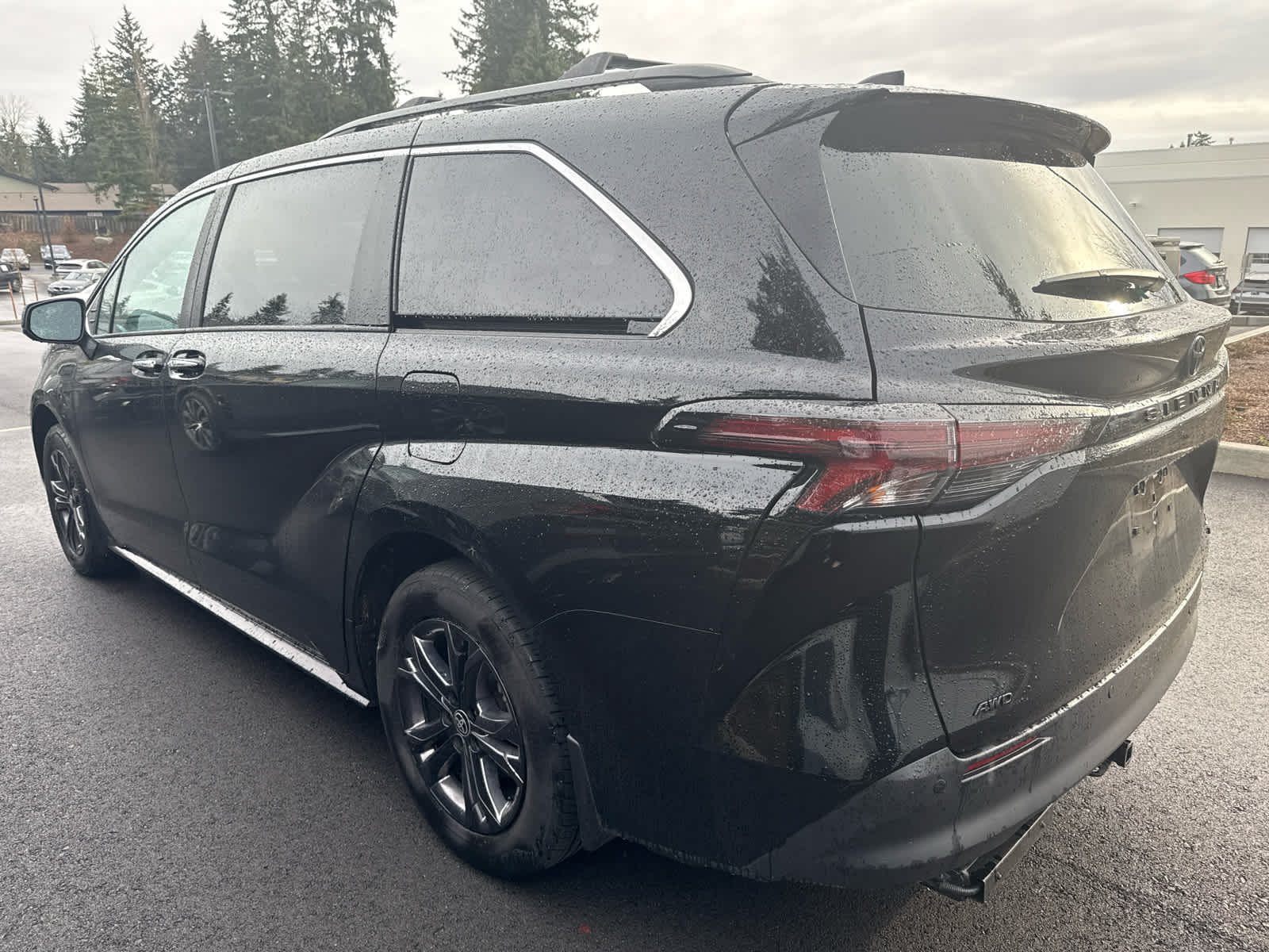 2024 Toyota Sienna Woodland Edition