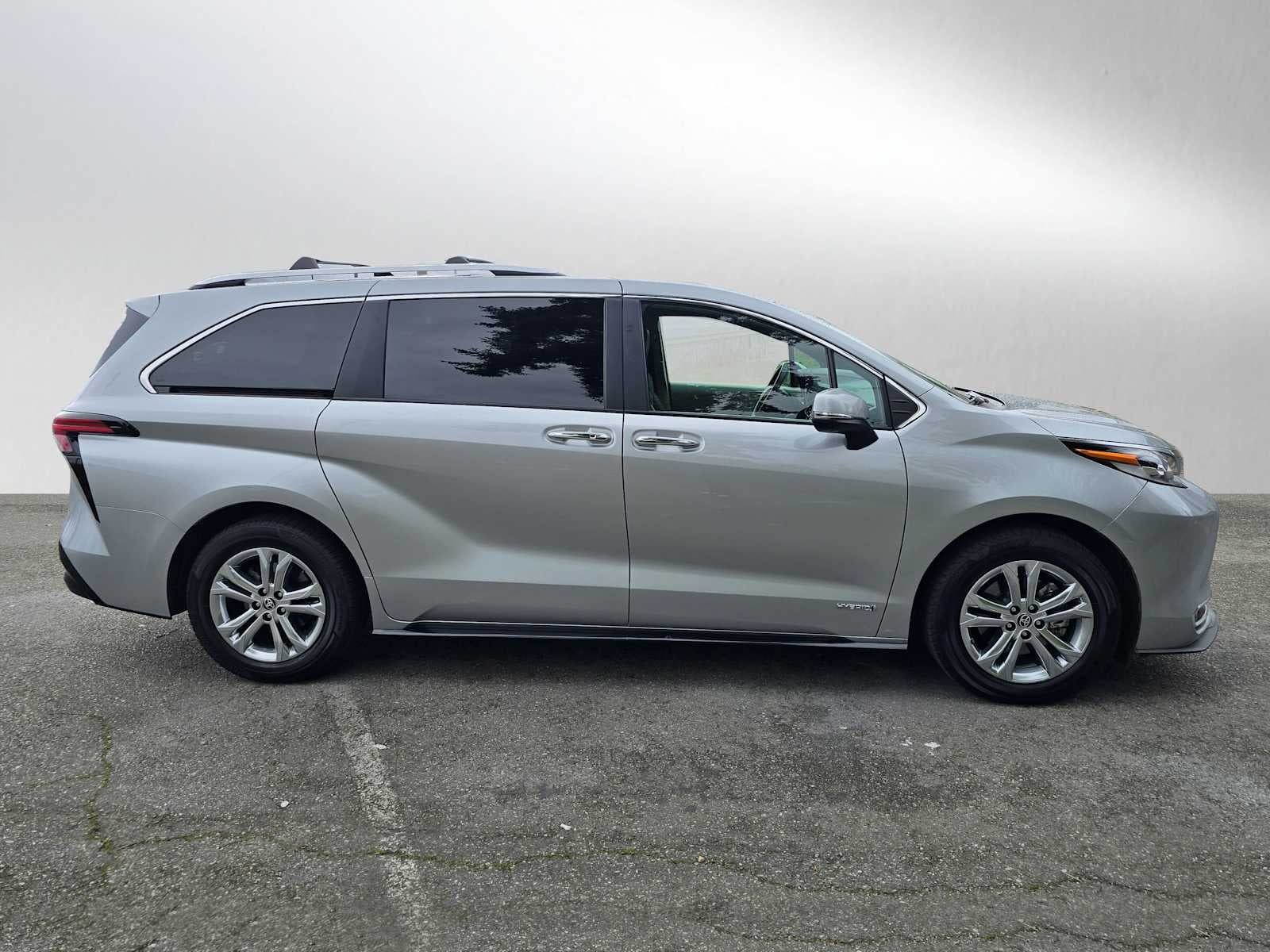 2021 Toyota Sienna Platinum